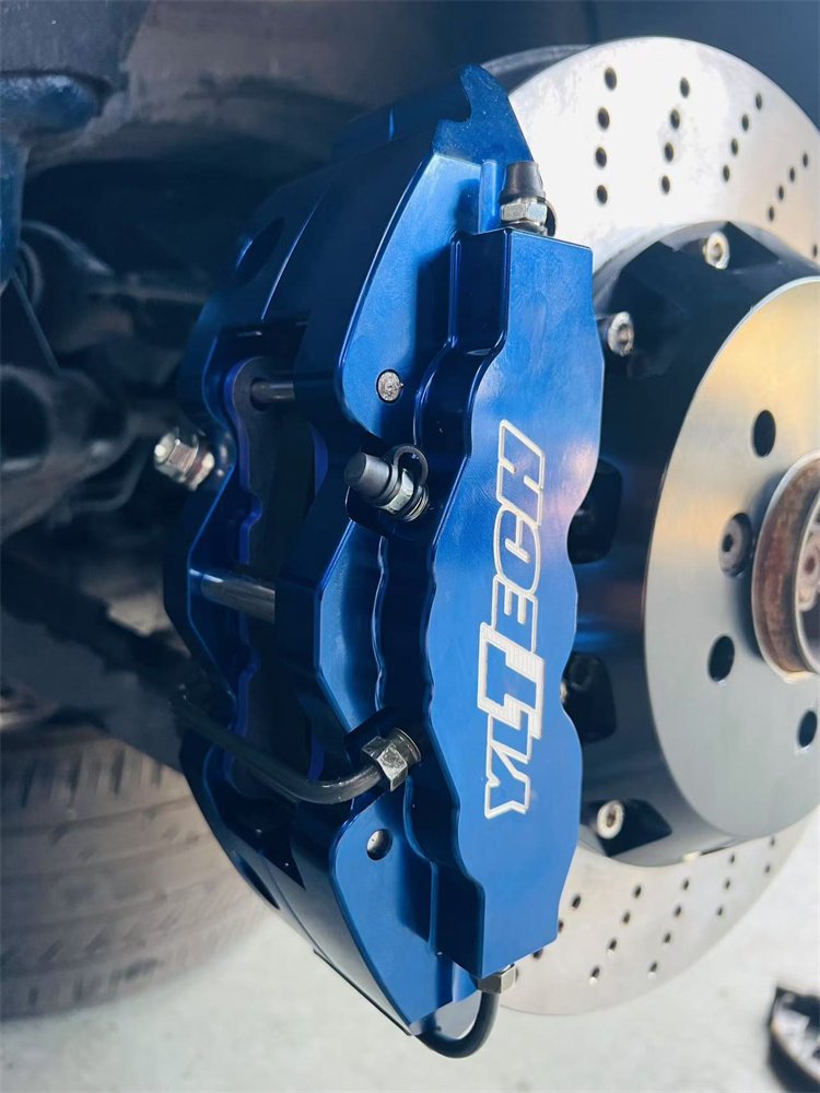 Yltech Double Oil Circuit Brake Disc Caliper Manual Brake Two-Piece Aluminum Alloy Disc Brake Set For Car